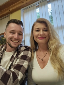Kolegovci v dobrej nálade